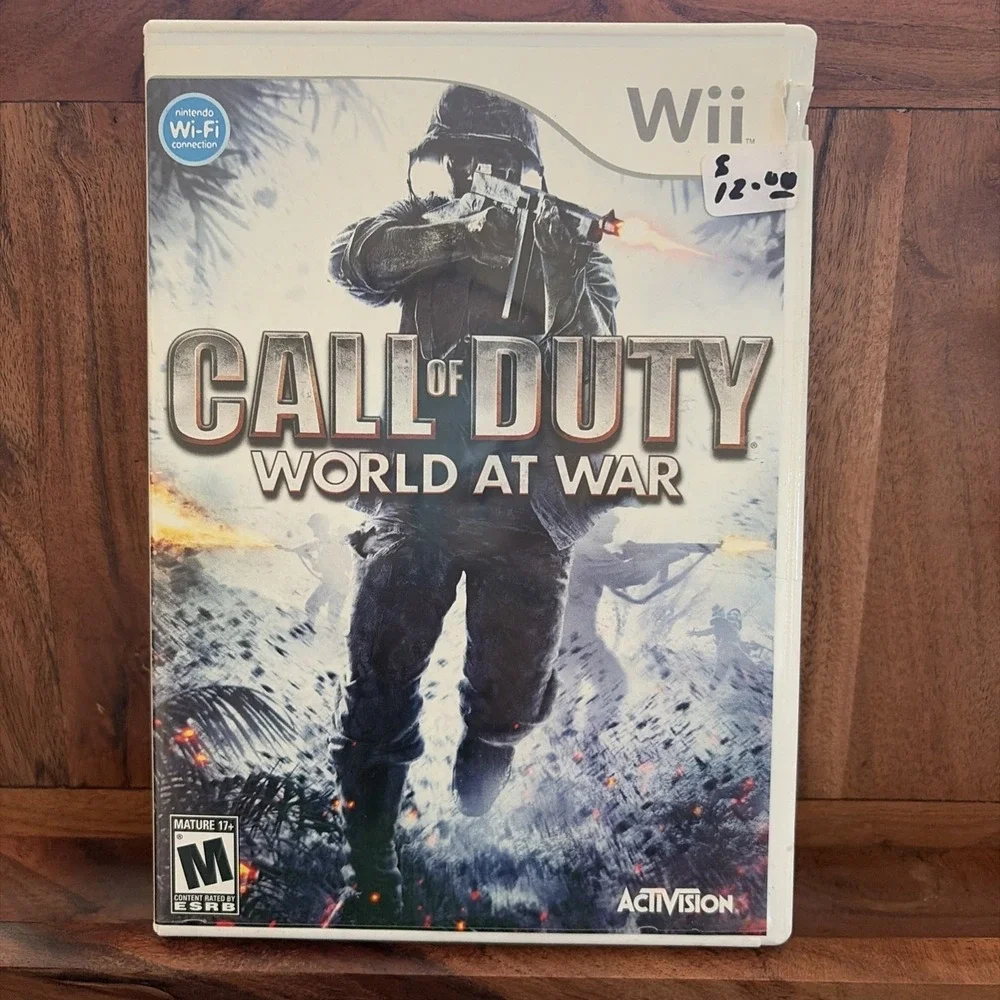 Call of Duty World at War Nintendo Wii - Minor Damage to Case